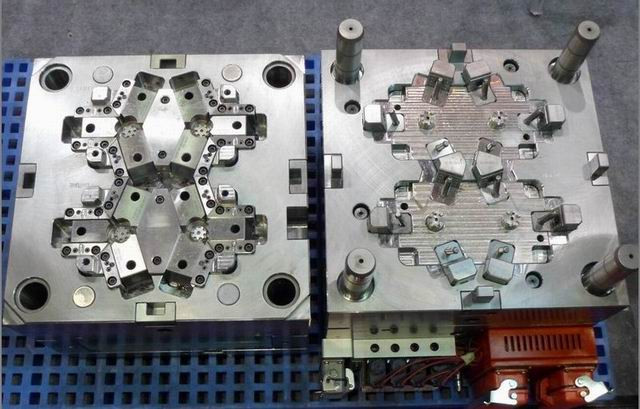 設計制作塑膠模具